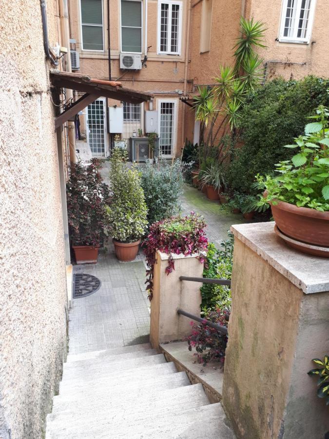 Tra Gianicolo E Trastevere Rom Exterior foto